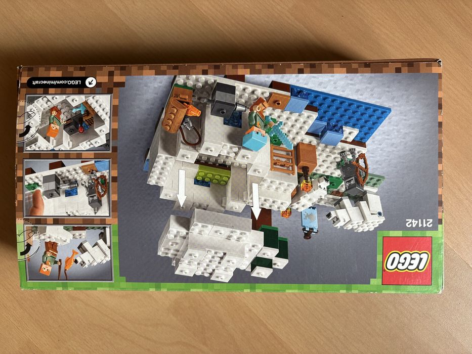 Lego Minecraft Igloo