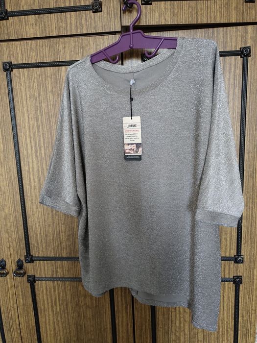 Продам новую блузку