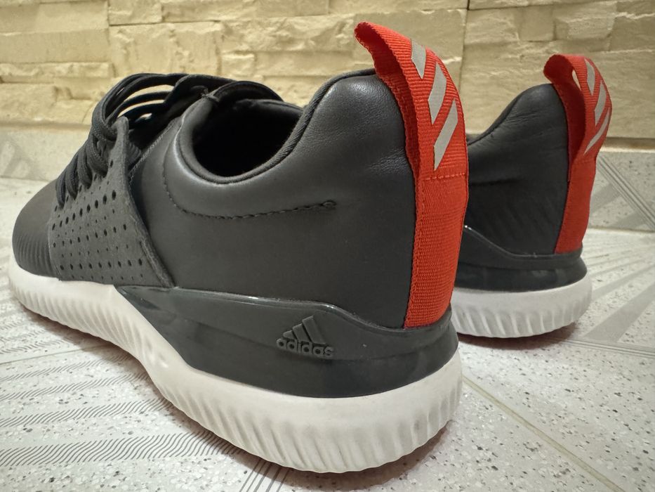 Adidas Adicross Bounce - маратонки