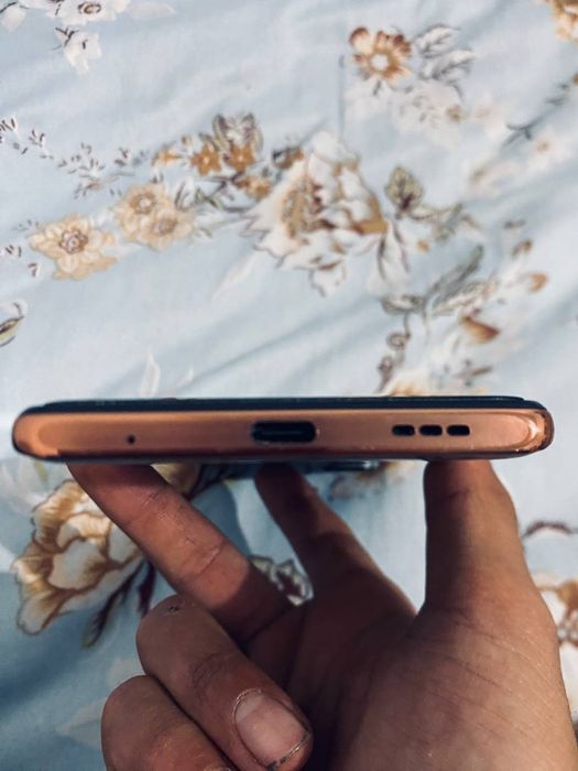 Продам Redmi note 10 pro идеал