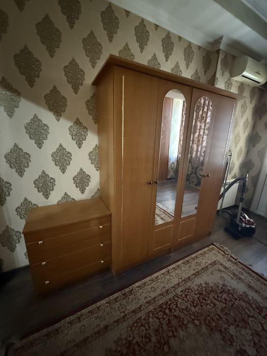 Шкаф спальня комод тумбы
