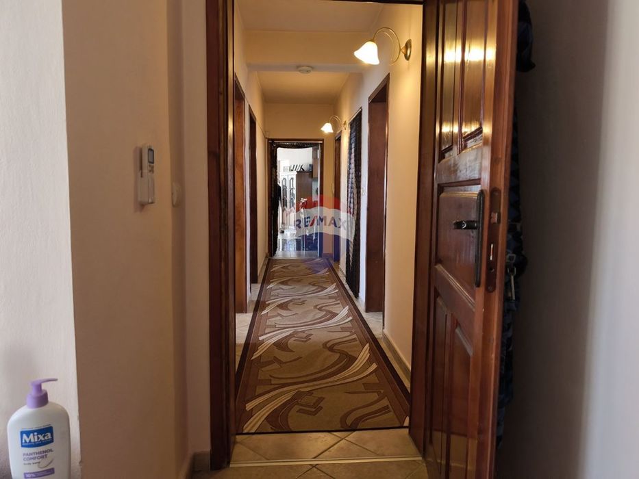 Продава се Къща в с. Соколово, Област Добрич - 193 кв.м за 1374 €/кв.м - Снимка #8