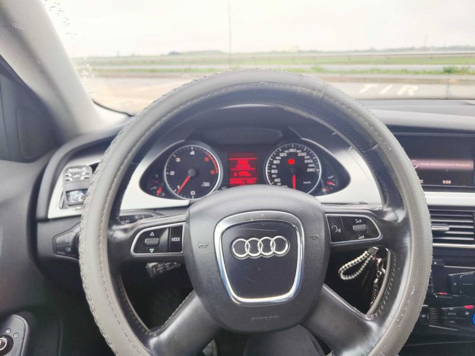 AUDI A4 B8 2010