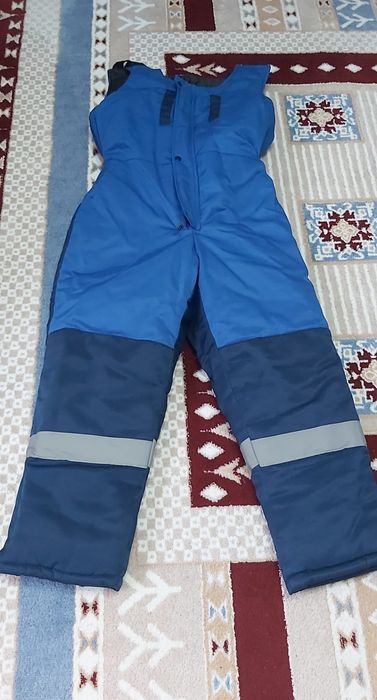 Продам теплый мужской комбинезон