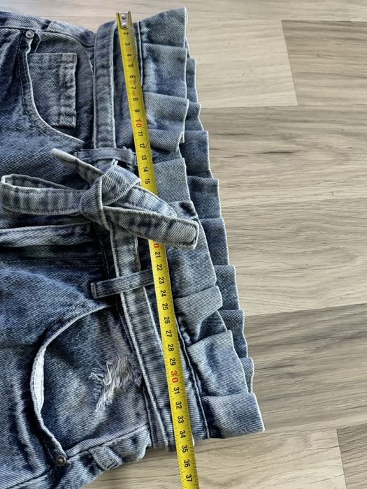 Къса дънкова пола