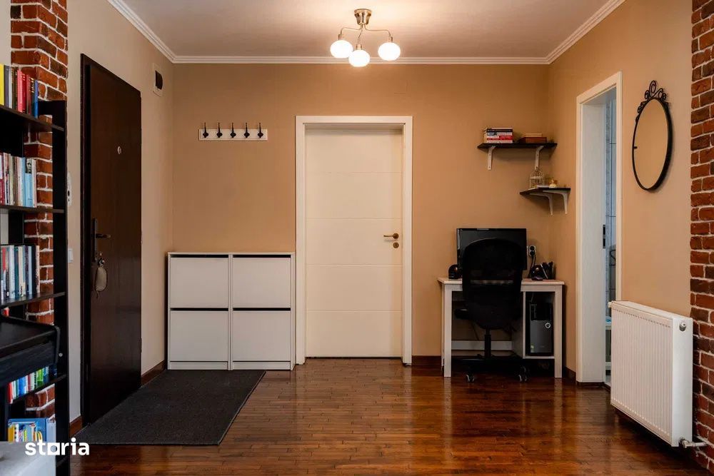 Apartament cu 2 camere, 62 mp, balcon, zona Cetatii