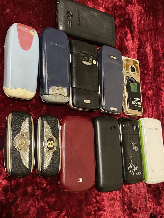 Легендарный телефон Nokia