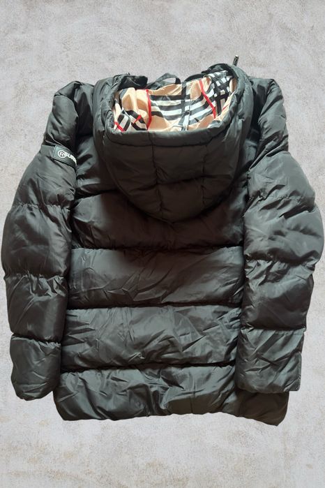 Geaca Burberry puffer pentru copii