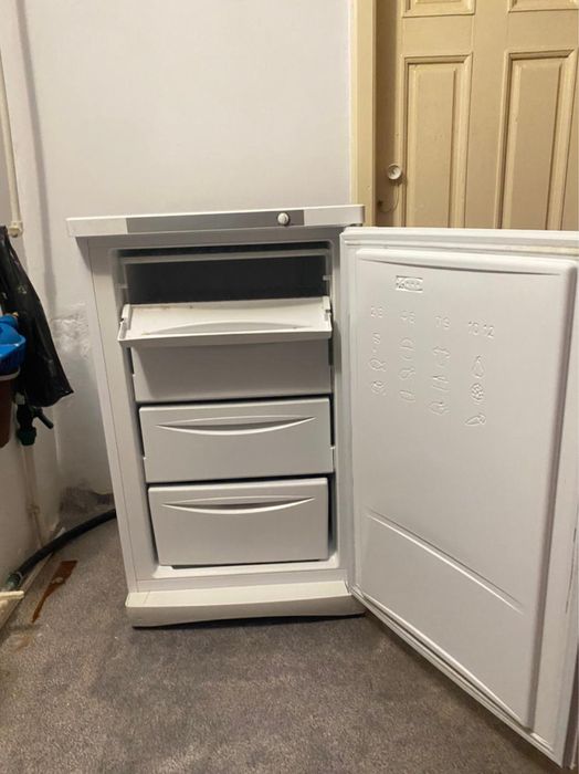 Продам б/у морозольник