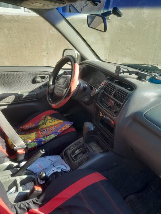 Продам японский автомобиль SUZUKI