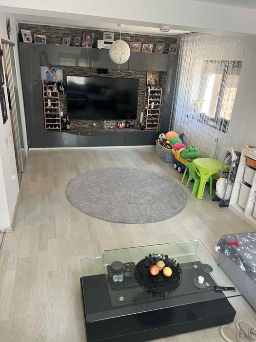 Casa P+M 4 camere/2 bai, mobilata si utilata