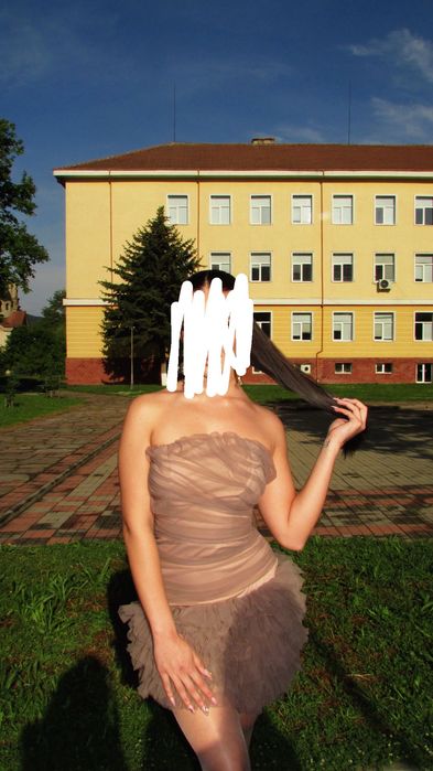 Официална къса рокля