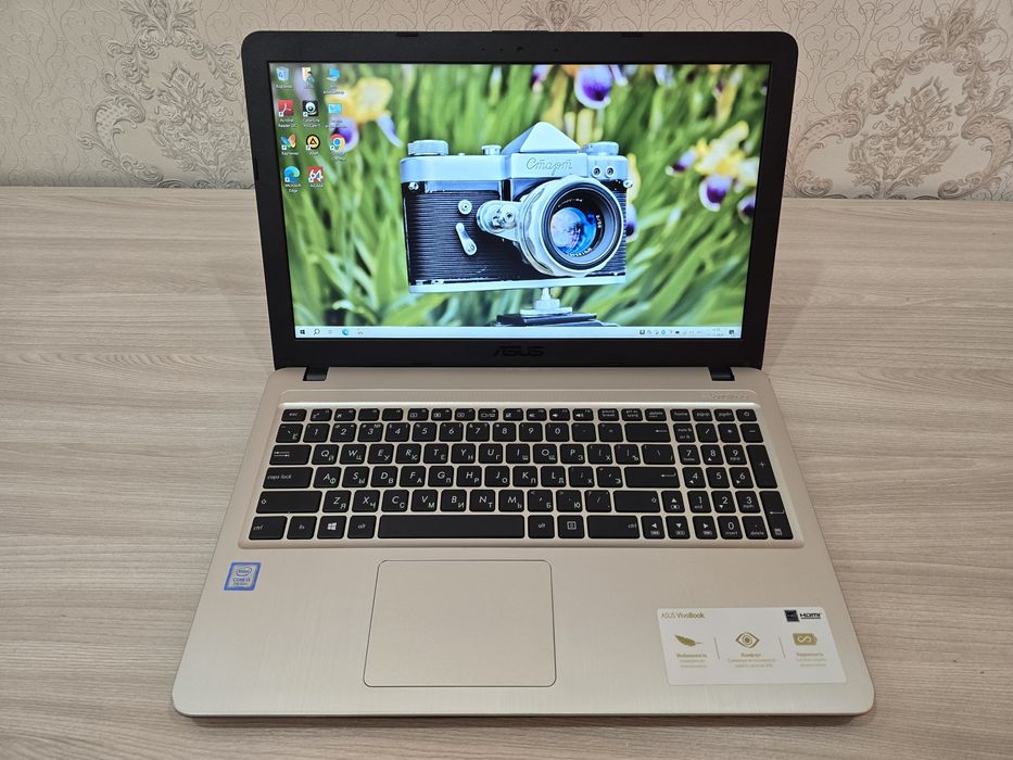 ASUS, Core i3, Ram 8Gb, SSD 256Gb, Full HD, в идеале