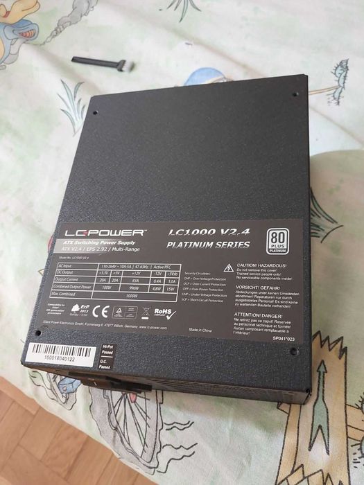 LC-Power 1000W Platinum LC1000 V2.4 - компютърно захранване