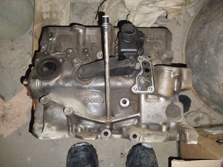 Блок цылиндров  ДВС