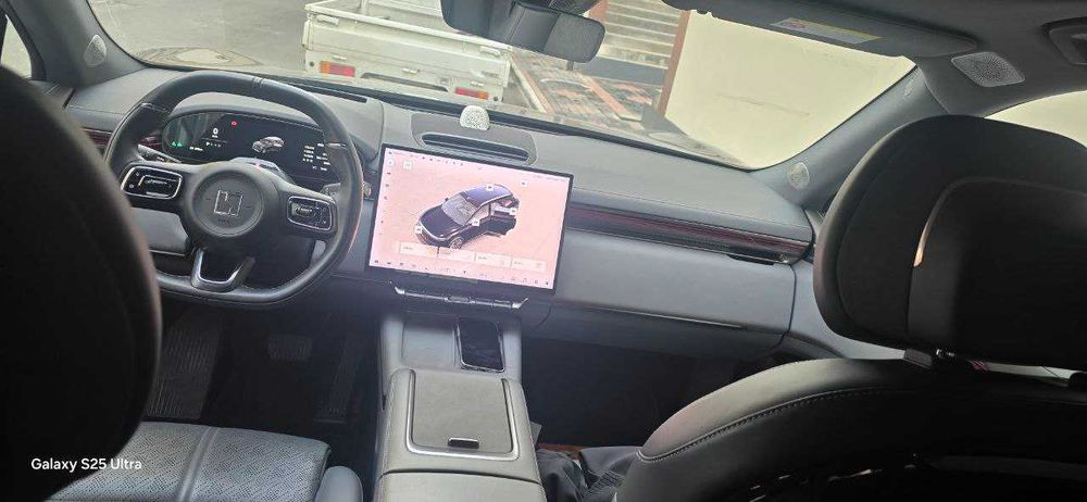 Zeekr 7x 2025yil 780km