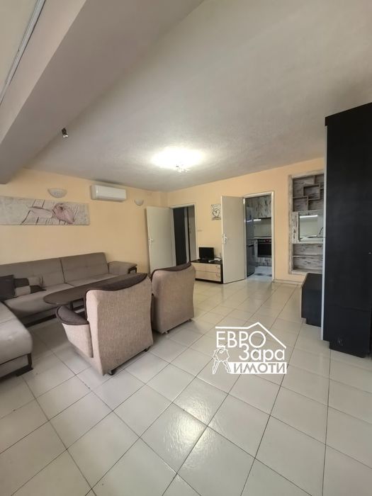 Обзаведен тристаен апартамент за продажба до Енергото