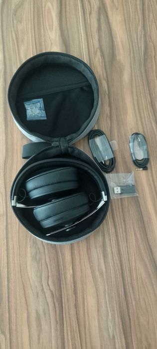 Слушалки Sennheiser Momentum 3