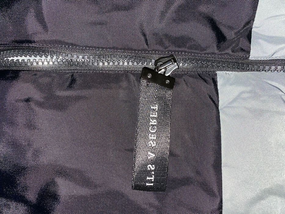 geaca trapstar neagra