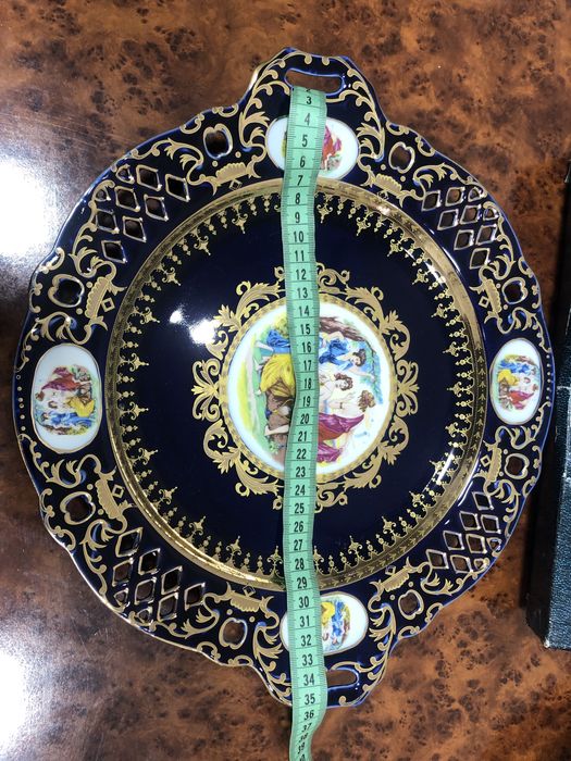 Сотилади Мадонна оригинал