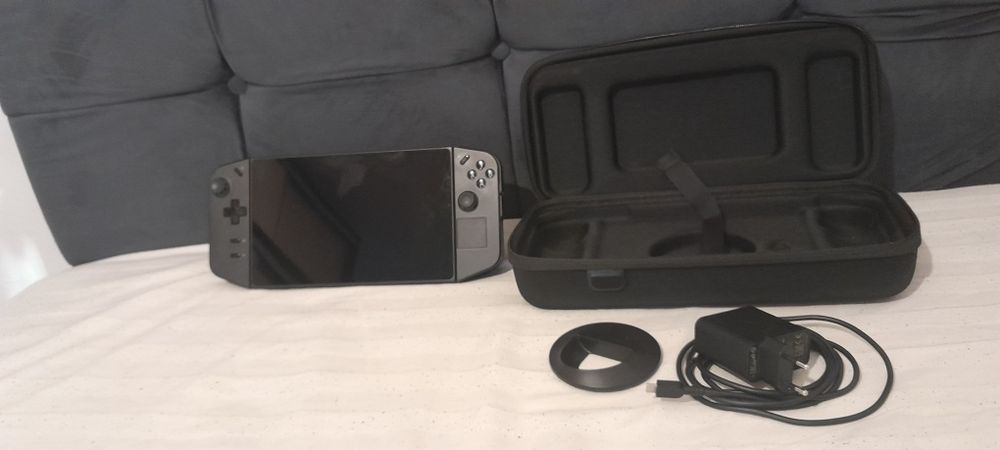 Lenovo Legion Go Z1 Extreme
