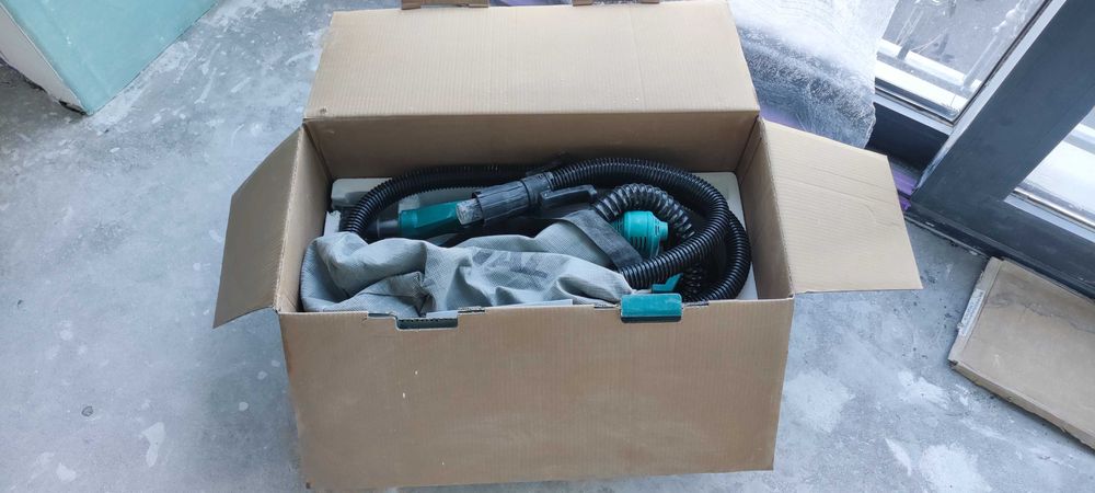 Шлифмашина для стен (жираф) TOTAL