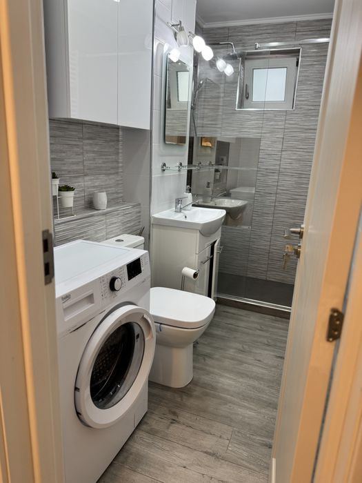 Ofer spre inchiriere ap 2 camere