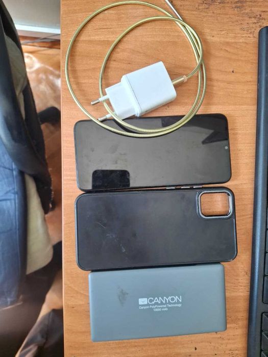 Samsung Galaxy A04e + Powerbank 10000 мАч