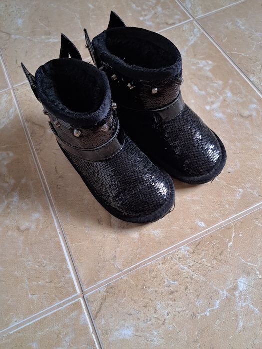 Ugg  paiete ,fetite