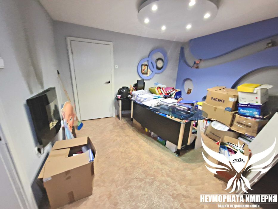 Продава се Тристаен апартамент в Асеновград - 128 кв.м за 852 €/кв.м - Снимка #1