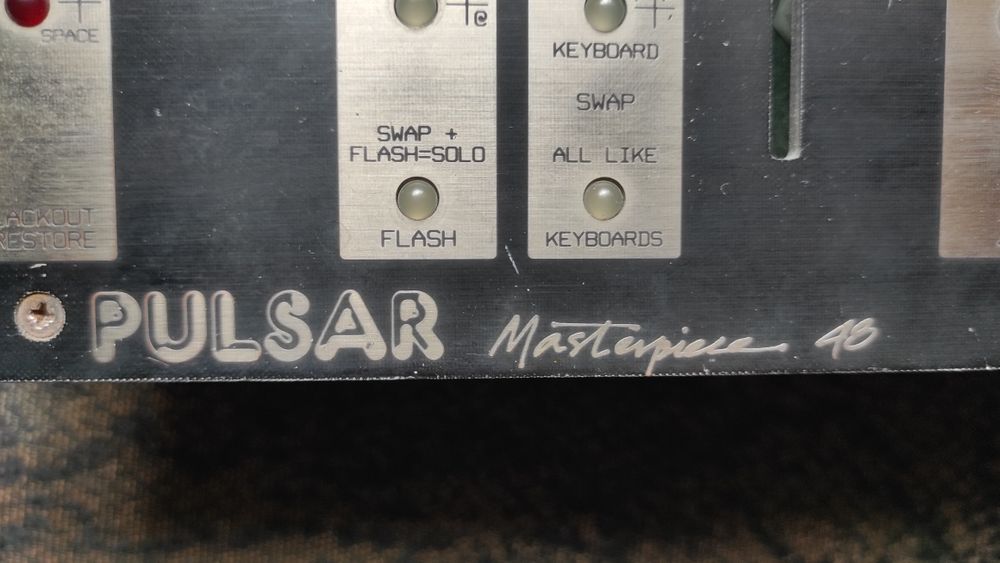 Pulsar Masterpiece 48 DMX контроллер
