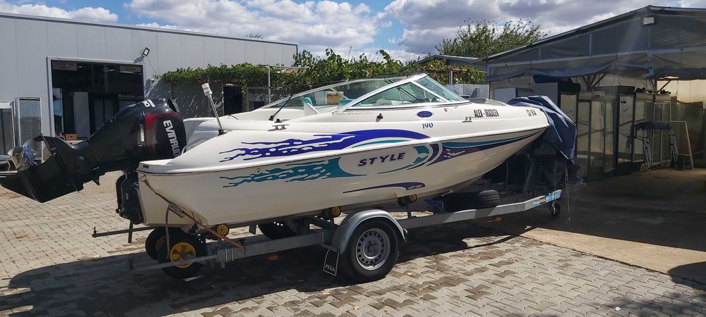 продавам  ладка с  мотор