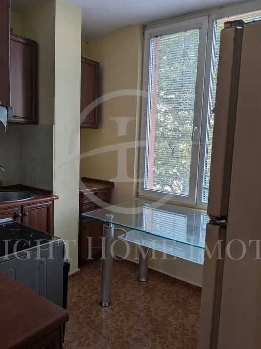 Продава се Многостаен апартамент в Пловдив, Кючук Париж - 100 кв.м за 1970 €/кв.м - Снимка #3