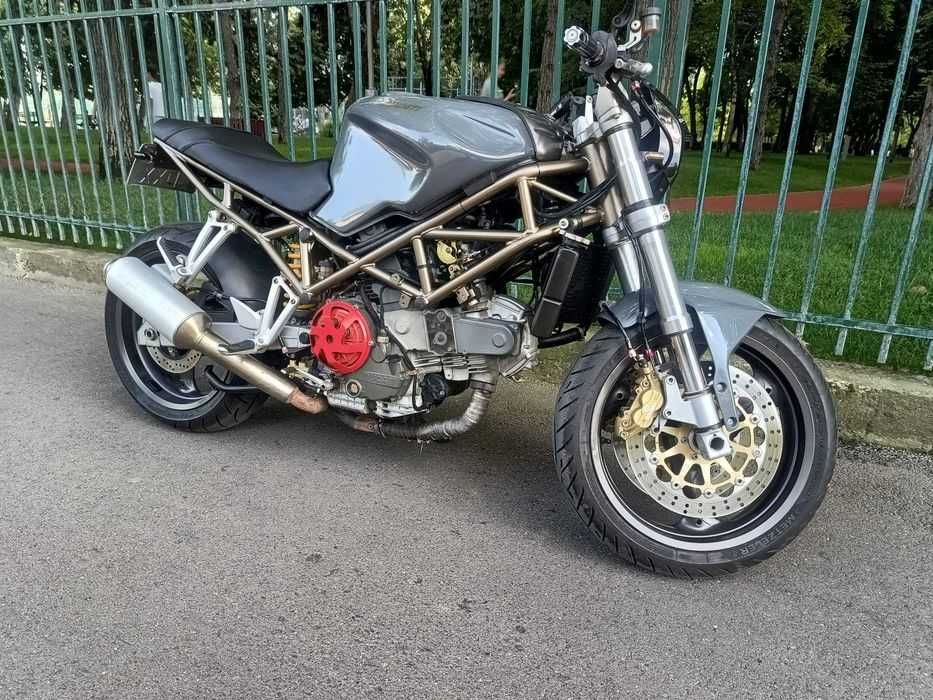 Motocicleta DUCATI  2000eur URGENT