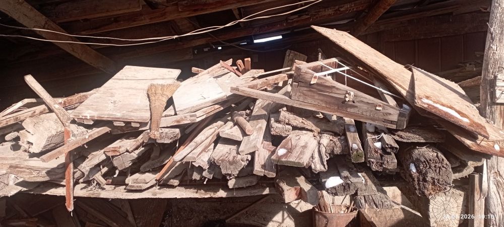 Отдам дрова самовывоз