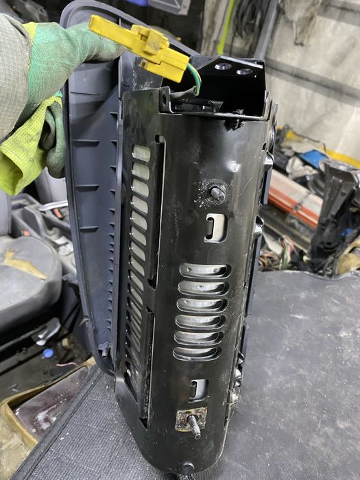 Подушка безопасности на торпеде