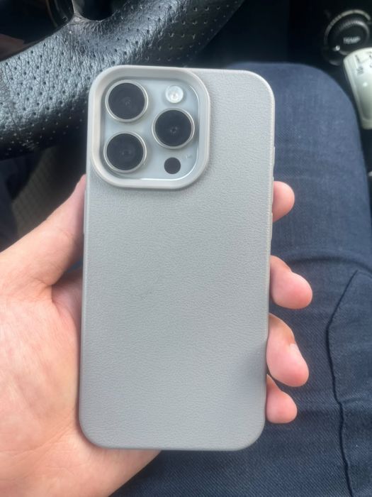 Iphone 15 Pro Е-СИМ в хорошем состоянии