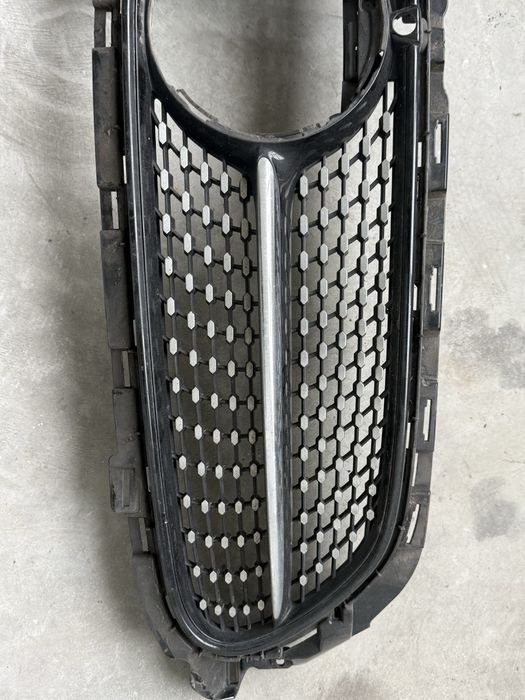 Решетка Mercedes E-class W213 diamond grill