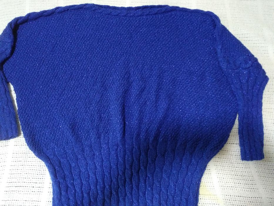 Продам женскую блузку