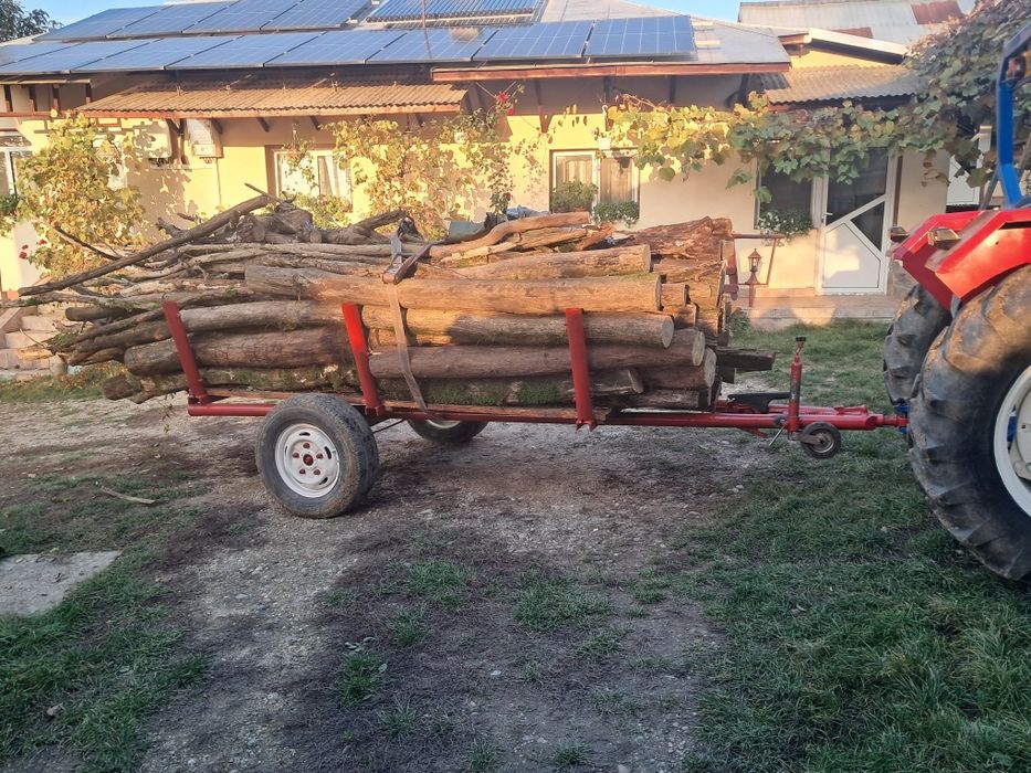 Trepied tractor. Foarte robust realizat din țeavă de sondă.