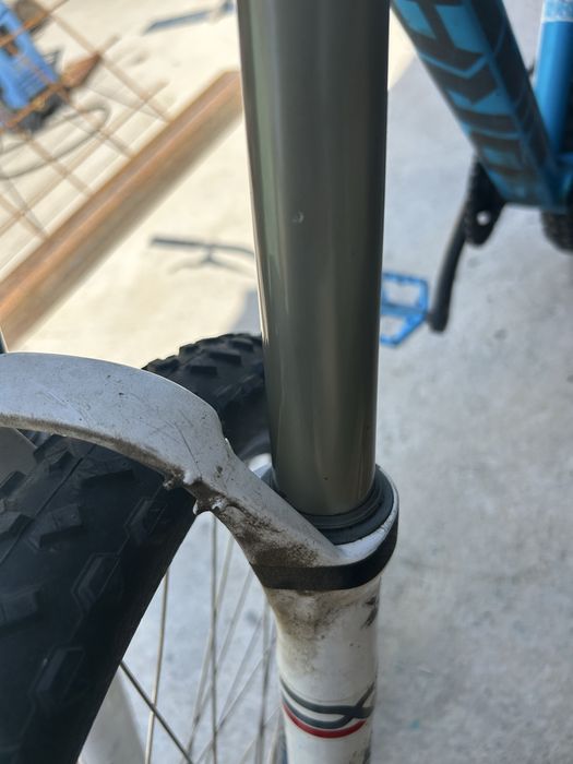Вилка за колело rock shox lyrik