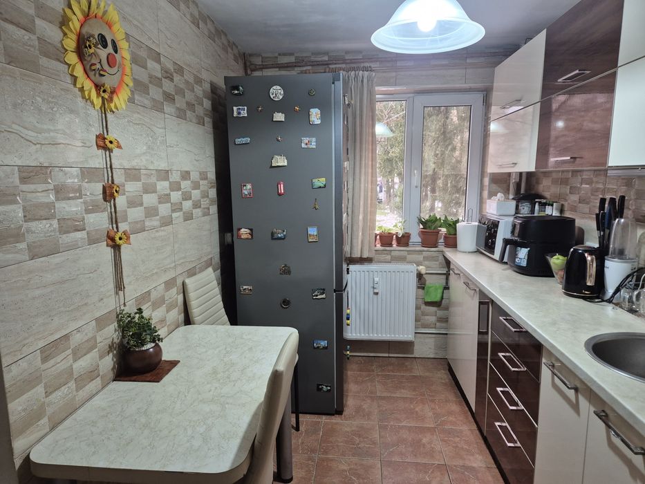 Vand apartament 2 camere, suprafață utila 52mp , Ploiești Vest