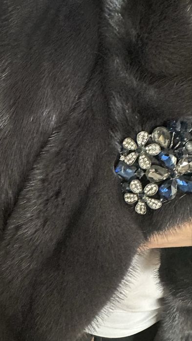 Продам норковую шубу