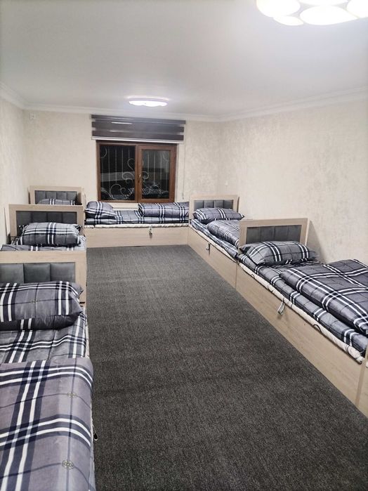 ХОСТЕЛ янги очилдик шинам ва арзон без закс йўқ