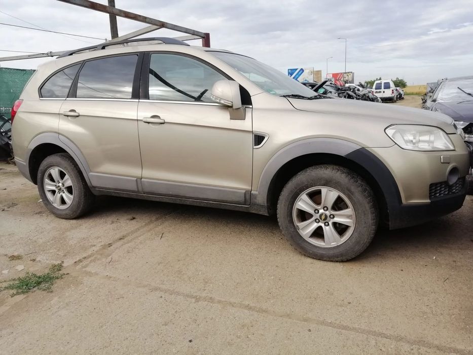 Chevrolet Captiva 3.2i V6