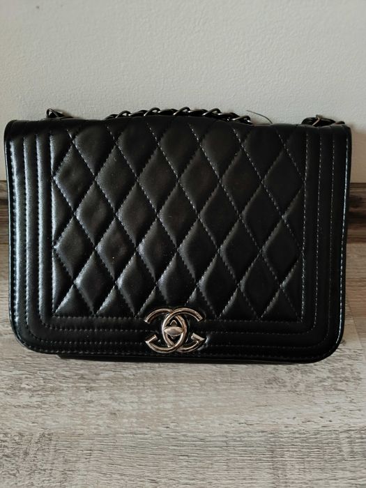 Дамска чанта -кожа