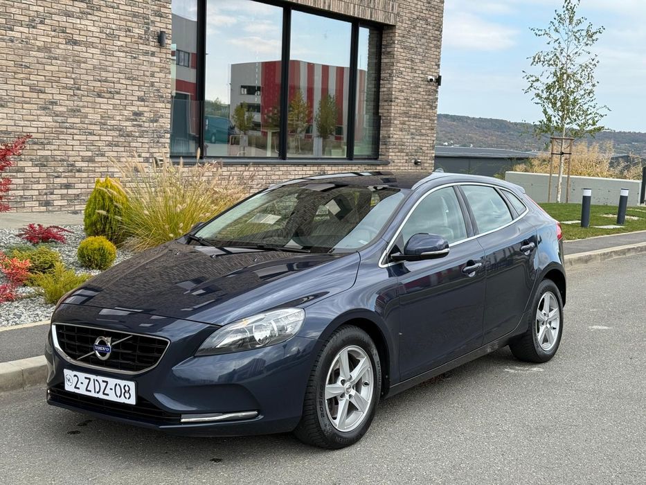 Volvo V40  2015 euro 5 interior piele 190 cp