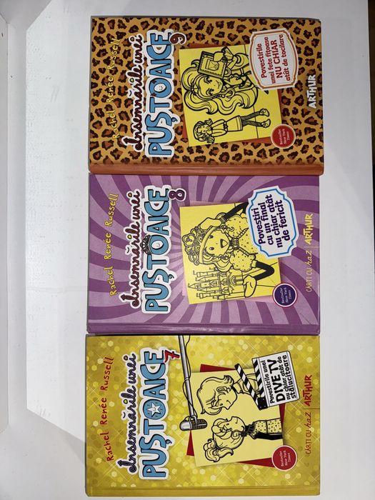 Colecție completă „Însemnările unei puștoaice” – 12 volume