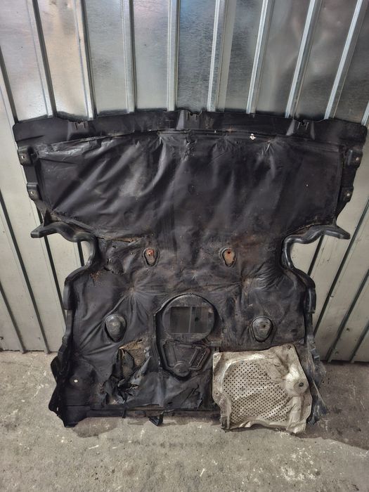 Scut motor Original BMW E81 E82 E87