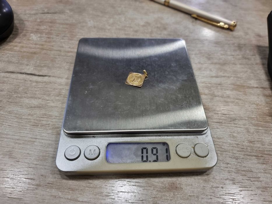 Златна плочка "Стрелец" 18К